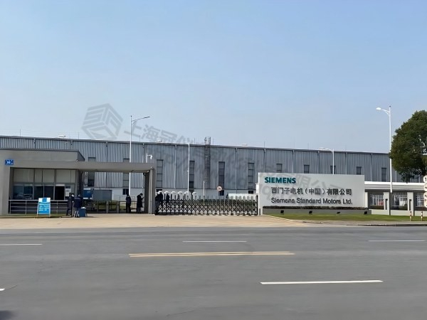 西门子（扬州）电机使用我司电机铝壳加热器使用现场